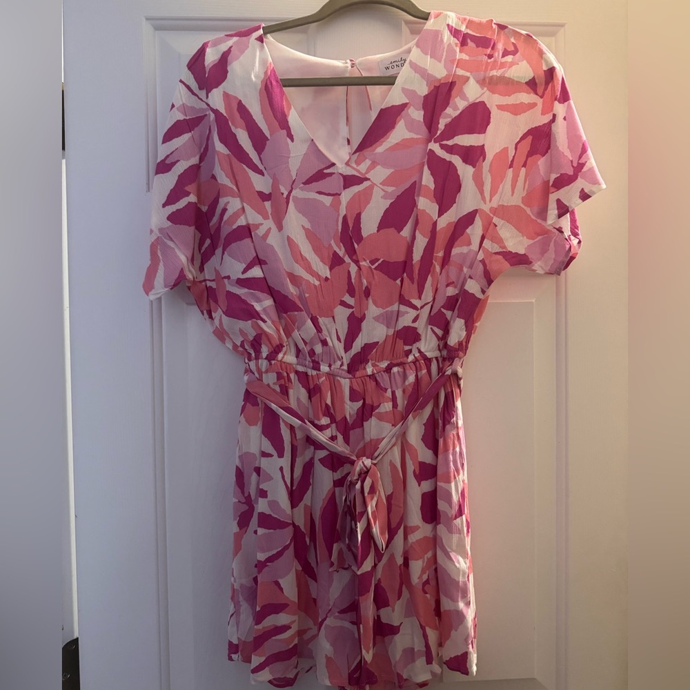 Pink Patterned Jumpsuit 🩷 - Picture 2 of 8